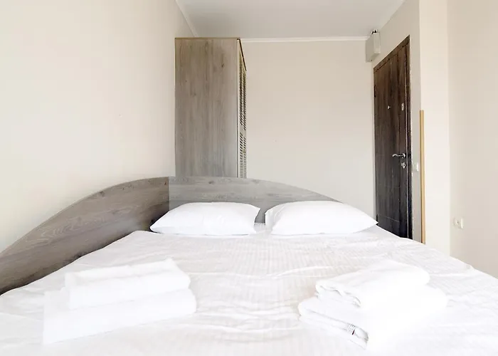 Buk On Svobody 6-8 Apartamento Leópolis