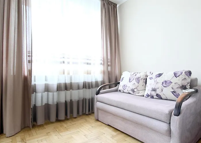 Buk On Svobody 6-8 Apartamento Leópolis