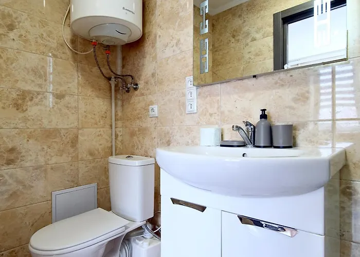 Buk On Svobody 6-8 Apartamento *